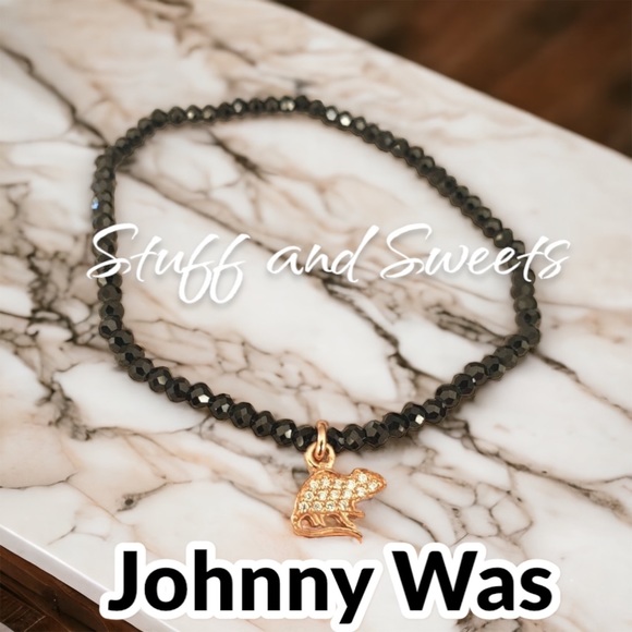 Johnny Was Crystal cut Black Beaded Stretch Bracelet with Gold Crystal Charm - Picture 2 of 2